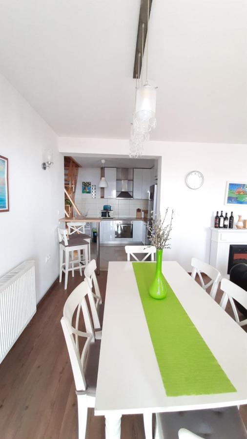 Apartman Ana & Marta Senj  Extérieur photo