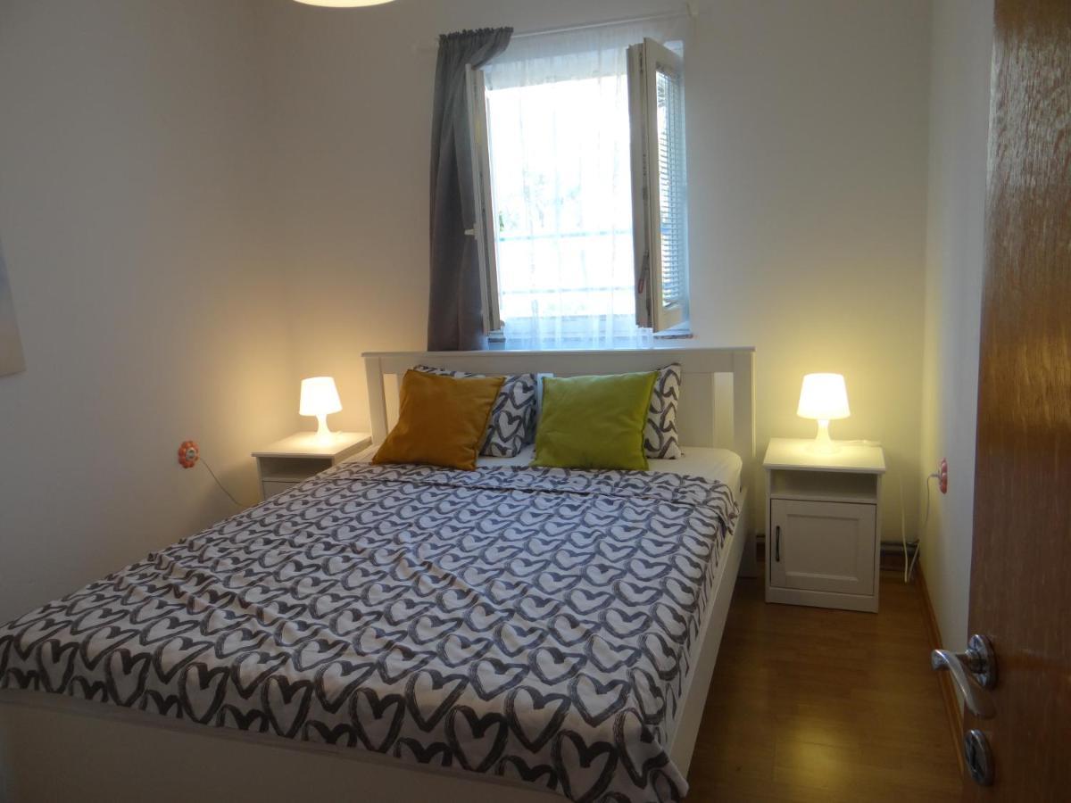Apartman Ana & Marta Senj  Extérieur photo