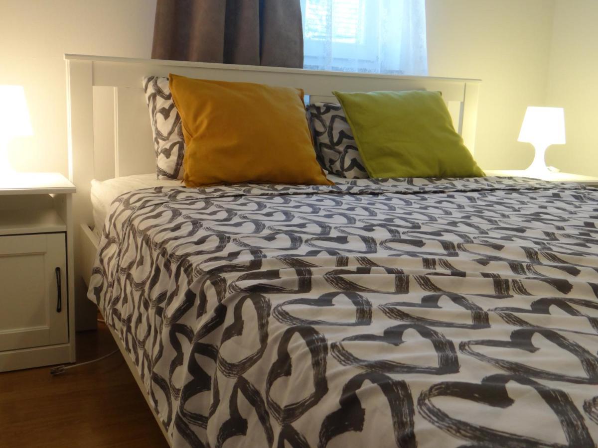 Apartman Ana & Marta Senj  Extérieur photo