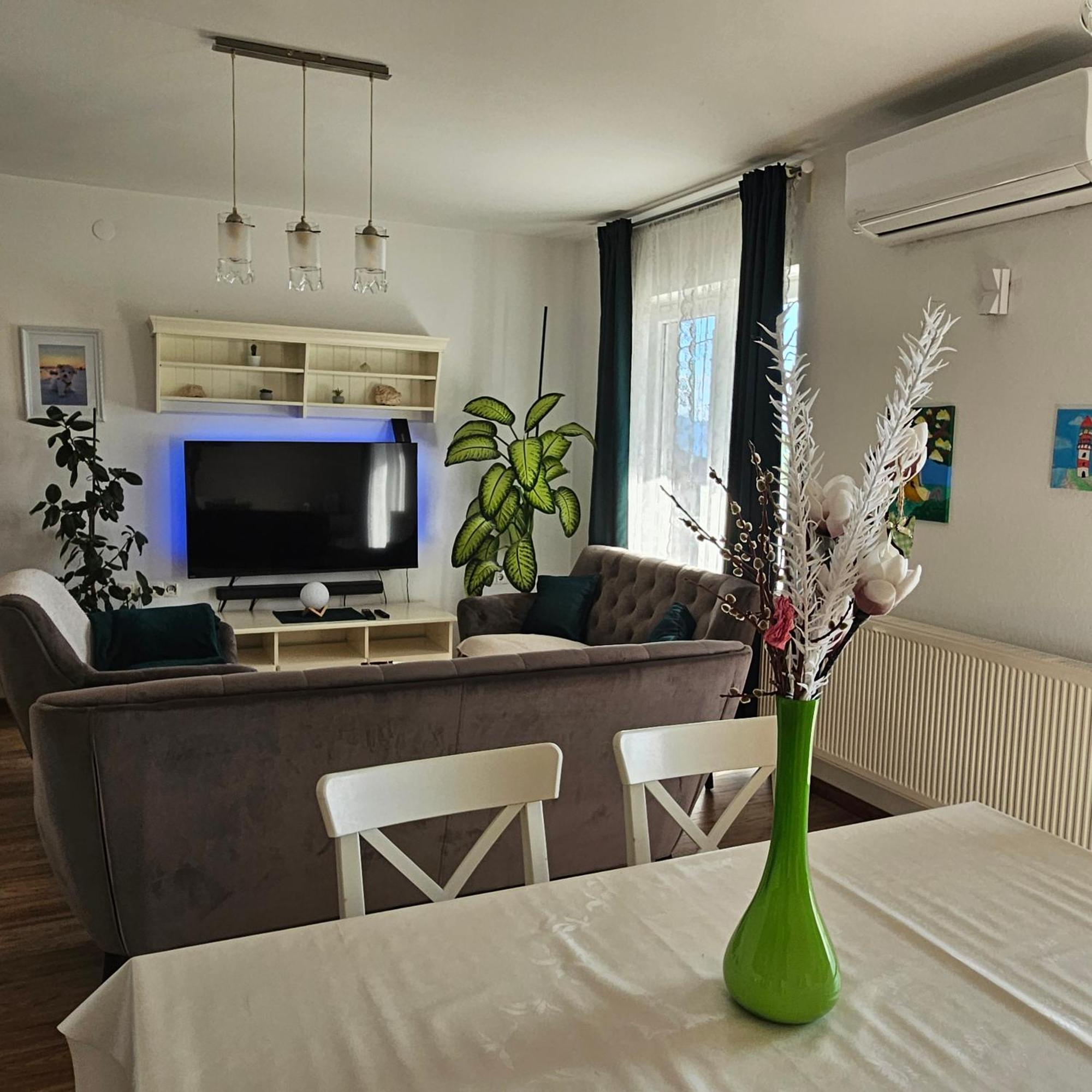 Apartman Ana & Marta Senj  Extérieur photo